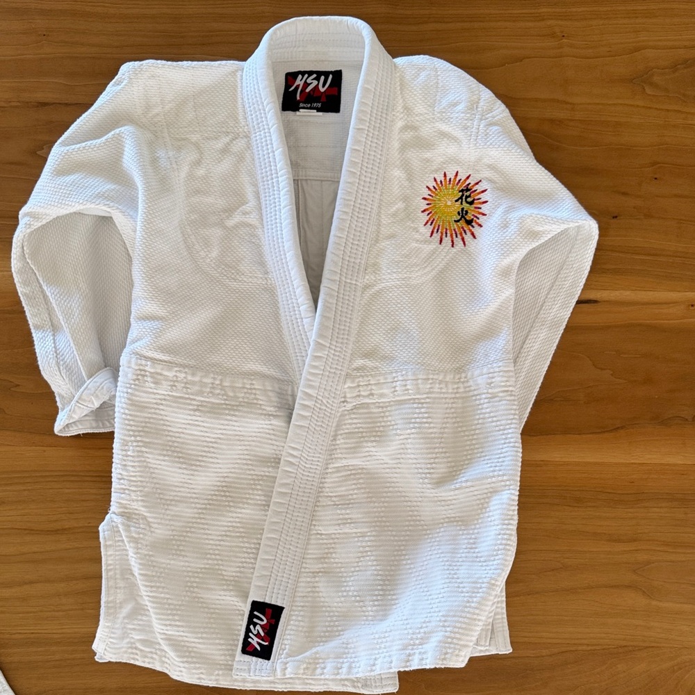 White Martial Arts Gi Sz 1